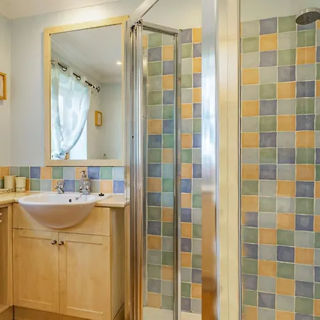 4 Bed In Bedale G0122 Holiday home *