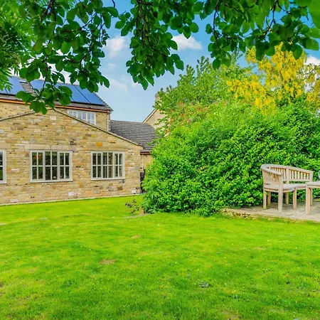 4 Bed In Bedale G0122 Hackforth